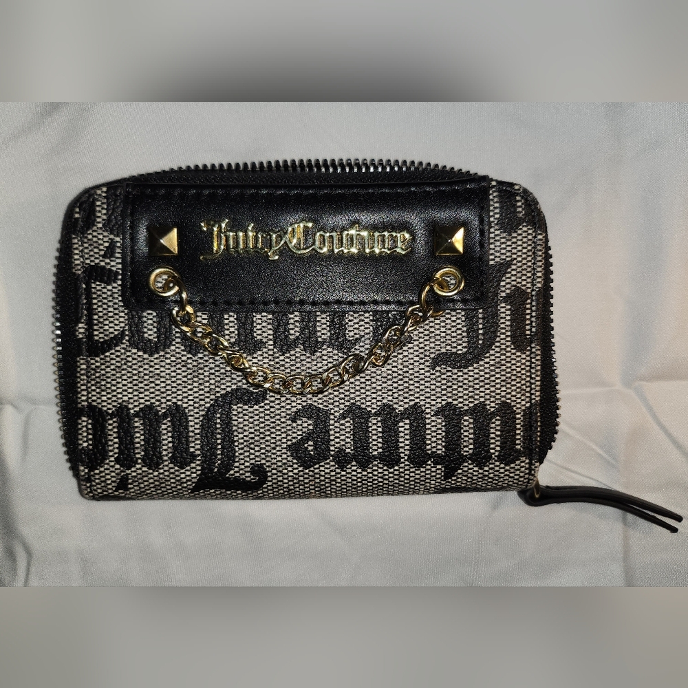 Juicy Couture Chain Wallet